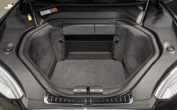 Intérieur Model S 2012-2021 : (Finition des plastiques, volume de coffre et  habitabilité )
